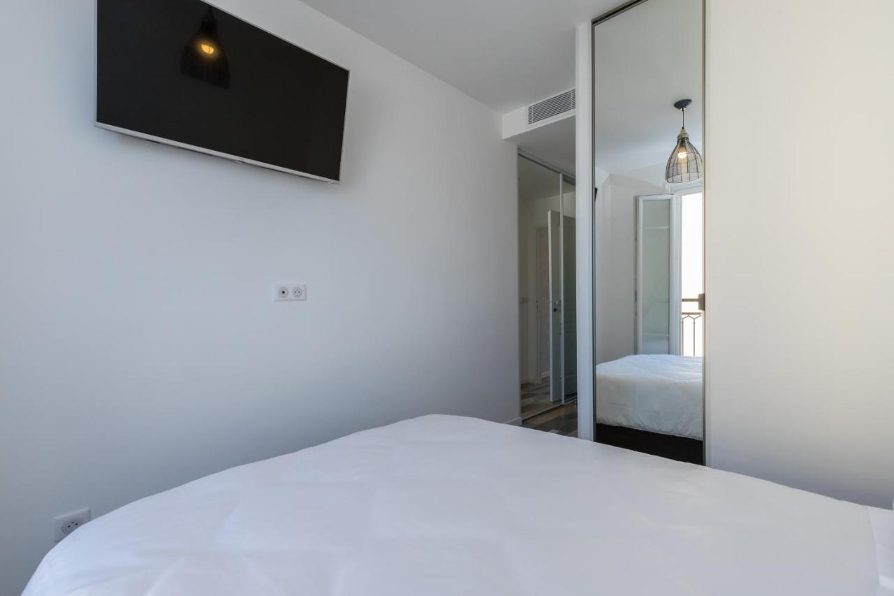 Squared Head-Apartment With Terrace In Niza Exterior foto